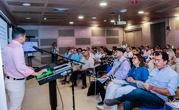 El Rector Pablo Vera expuso un panorama actual sobre la calidad educativa en los niveles básica y media, detallando cifras preocupantes.
