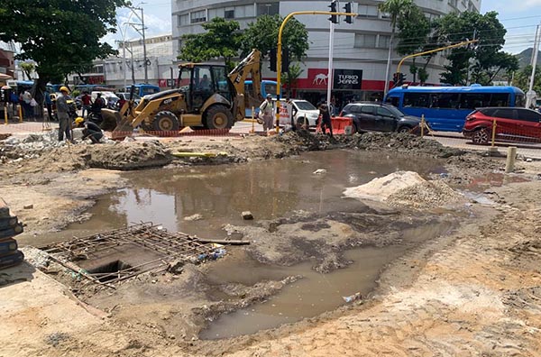 El Distrito reitera el llamado a esta empresa para que su falta de planeación no afecte el desarrollo de la obra civil.