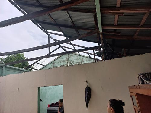 En la imagen una vivienda destechada en el municipio de Aracataca como resultado del fenómeno invernal.