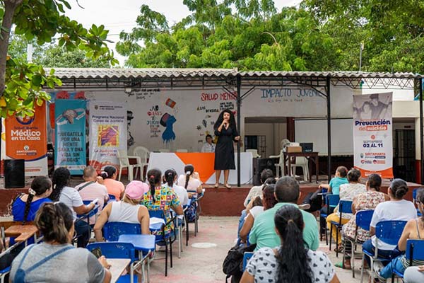 Por indicaciones de la alcaldesa Virna Johnson, el programa ‘Salud a tu escuela’ busca alcanzar en su primera fase a 28 mil estudiantes entre los 5 y los 17 años, pertenecientes a 16 instituciones educativas del Distrito.