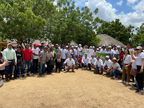 El evento tuvo lugar en la comunidad de La Tolda, Guajira, donde asistieron beneficiarios, miembros de la ADR y equipo de trabajo de la Vicerrectoría de Extensión y proyección social de Unimagdalena.