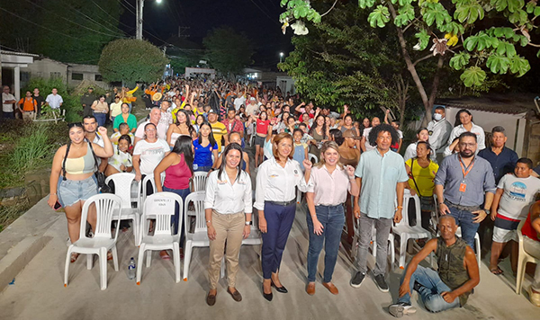 La entrega de este tramo de vía promete cambiar la vida y la movilidad de la comunidad.