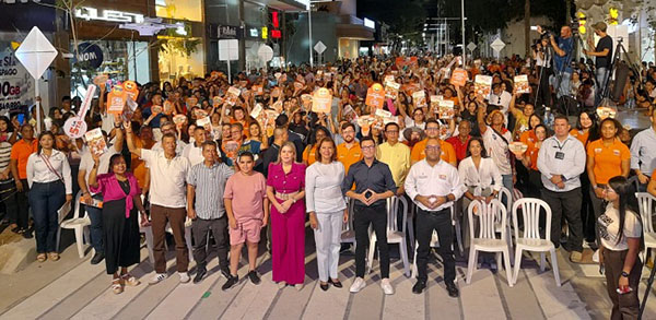 Los samarios asistieron al evento inaugural de la nueva Avenida Campo Serrano.