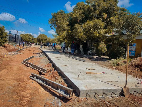 Este proyecto no solo genera más de 100 empleos directos, sino que también tiene un impacto positivo en cerca de 60.000 habitantes de los municipios de Salamina, Pivijay y El Piñón.