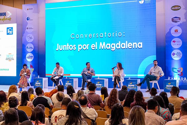 En el foro compartieron diferentes perspectivas para atender las problemáticas económicos del departamento del Magdalena.