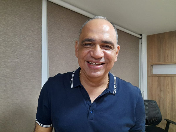 Carlos Pinedo Cuello, alcalde electo del Distrito de Santa Marta.
