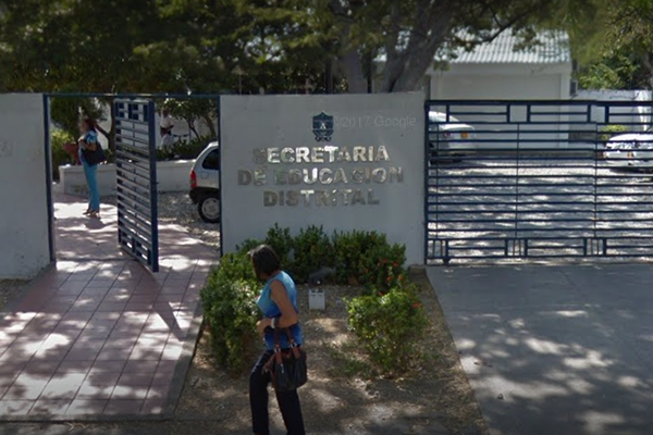 La lucha por hacer valer los derechos de los ganadores del concurso destaca la importancia de una revisión y mejora en los procesos educativos en la región.