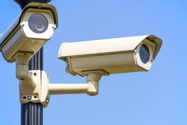 Se hace un llamado a todos los responsables de la seguridad vial para colaborar en la prevención y reducción de los riesgos, considerando la seguridad vial como una responsabilidad compartida.