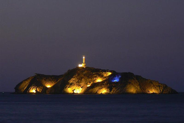 En 2019, José  Rodrigo Dajud,  exgerente de la Essmar, dijo en su momento que, la tecnología instalada para mantener El Morro iluminado podría durar en promedio de seis a siete años, con  resistencia alta a la salinidad.