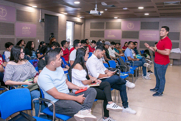 Este encuentro de Fenares en la Universidad del Magdalena y contó con la participación del rector Pablo Vera.