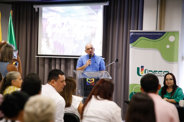 La alianza entre la Alcaldía de Santa Marta, Undeco y la Policía Metropolitana marca un hito en el desarrollo económico de la ciudad.