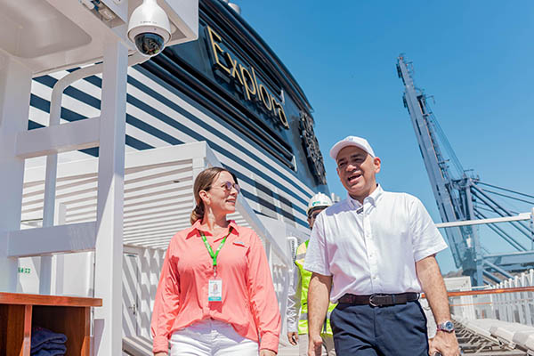 La Sociedad Portuaria de Santa Marta y el alcalde Carlos Pinedo Cuello agradecen el apoyo y la colaboración de todos los involucrados en este esfuerzo conjunto por posicionar a Santa Marta como un destino de cruceros de clase mundial.