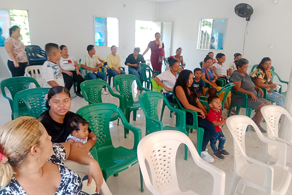 Esta es la comunidad de la Zona Bananera que reclama para sus hijos el beneficio del programa del ICBF en la Zona Bananera que desde el mes de diciembre no reciben apoyo alimentario.