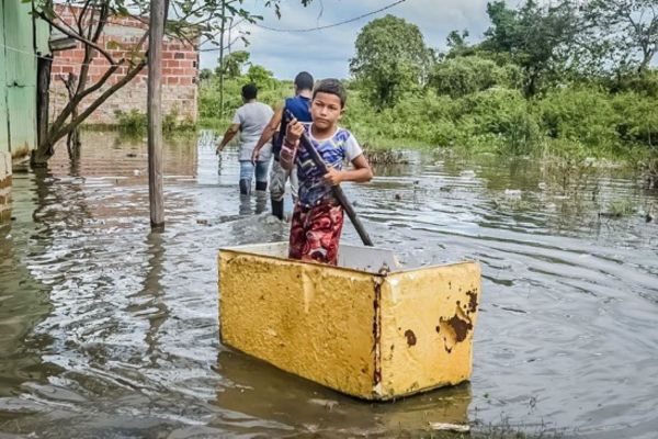 Habitantes de los principales corregimientos de El Banco reportan las primeras afectaciones por inundaciones en zonas destinadas a la agricultura.