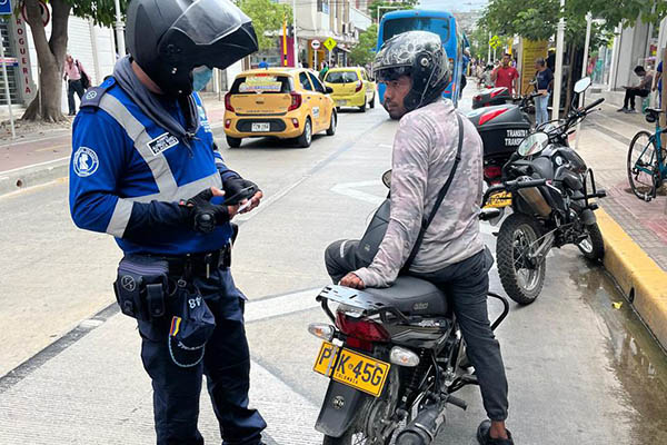 La Capitanía de Puerto sigue realizando operativos constantes para prevenir accidentes en alta mar.