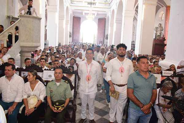 Cientos de samarios asistieron a la eucaristía en honor a santa Marta. Cientos de samarios asistieron a la eucaristía en honor a santa Marta.