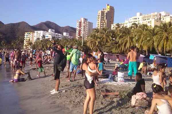 Los representantes de los organismos de socorro manifestaron que el distrito no los ha contratado para prestar el servicio de salvavidas. 