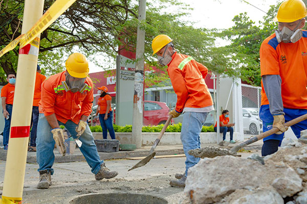 Las recomendaciones de la Empresa de Servicios Públicos que realiza la entidad se encuentran no arrojar grasas ni basura al sistema de alcantarillado.