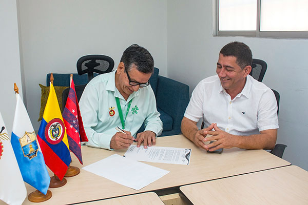 Se acordó que el Sena suministrará el personal docente y los materiales indispensables para llevar a cabo las capacitaciones.