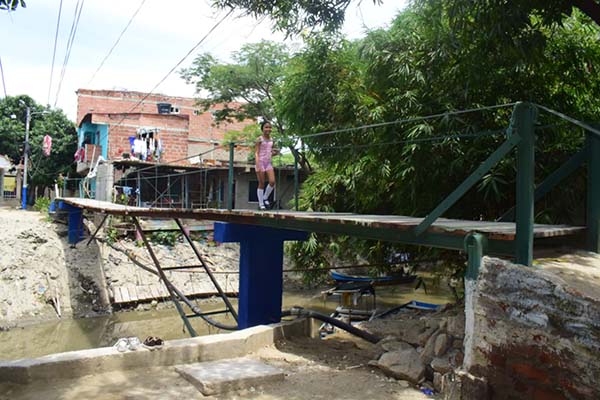  Los habitantes del barrio esperan que la administración distrital pueda utilizar los recursos destinados al nuevo puente en la solución de otras problemáticas que tiene el sector.