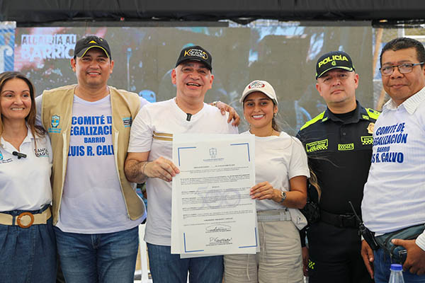 David Farelo Daza, secretario de Promoción Social, Inclusión y Equidad, y el director de Infancia, Adolescencia y Juventudes, Mario Salcedo Daza
