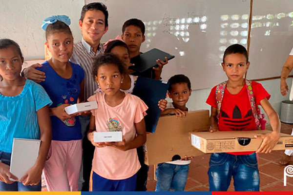Conectividad digital que transforma la educación en Aracataca con el proyecto Zonas Comunitarias para la Paz.