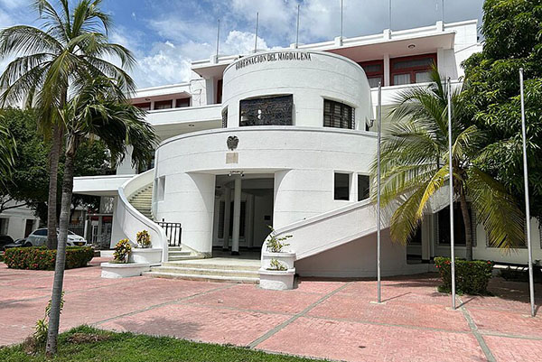Usde Magdalena rechaza oferta pública presentada por la Gobernación del Magdalena y la Secretaría de Educación Departamental.