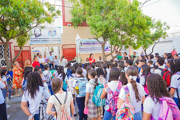  En este regreso a clases, la Secretaría municipal de Ciénaga espera a 22 mil estudiantes en sus instituciones educativas.
