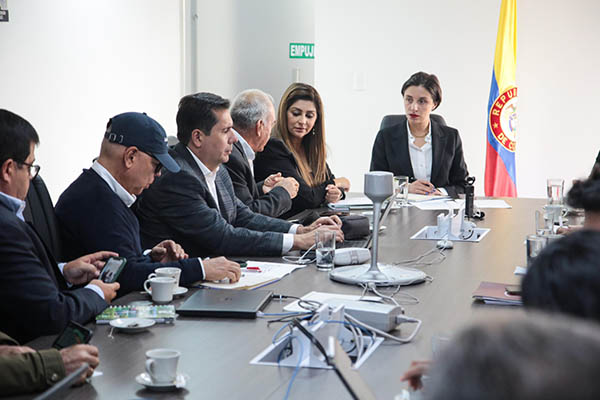 El objetivo es consolidar un ordenamiento productivo alrededor del agua para organizar las áreas de especial protección ambiental y mejorar las dinámicas del mercado.