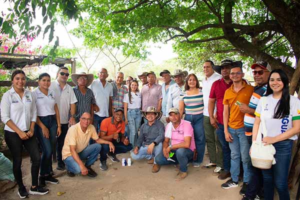 Las autoridades locales manifestaron su intención de priorizar proyectos que beneficien directamente a la comunidad ganadera.