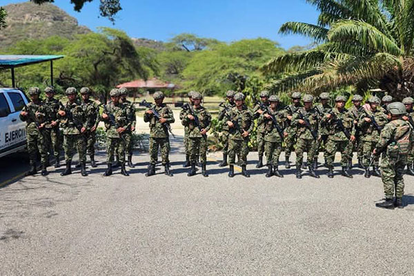  Dos pelotones de Infantería y Policía Militar llegaron para reforzar la vigilancia y los patrullajes en la zona urbana y la rural. 