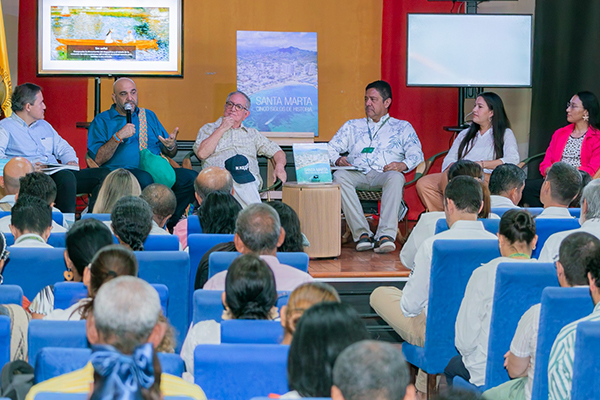 El libro conmemorativo de los 500 años de Santa Marta destaca el turismo como un sector clave para el desarrollo sostenible de la ciudad.