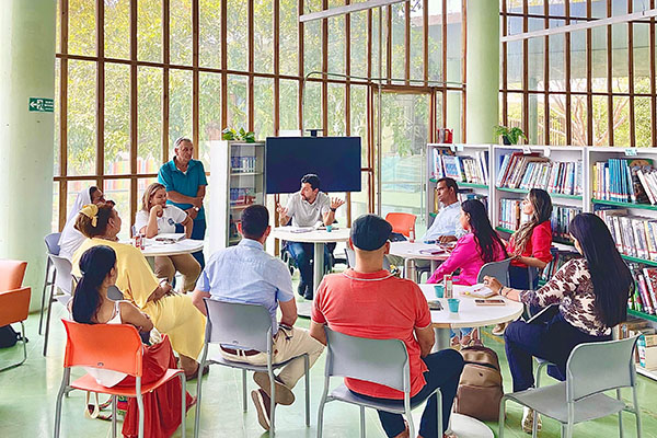 Con representación de funcionarios del Ministerio y la Secretaría de Educación, de la Universidad del Magdalena, coordinadores, rectores y docentes, se cumplió una nueva mesa de trabajo en el marco de las actividades que se programaron desde el sector educativo en la celebración de los 500 años de Santa Marta.