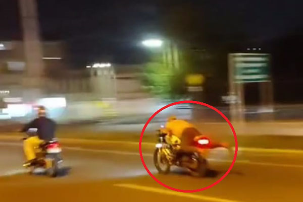 Los denunciantes manifiestan que las peligrosas ‘acrobacias’ afectan el tránsito vehicular por esta arteria nacional.