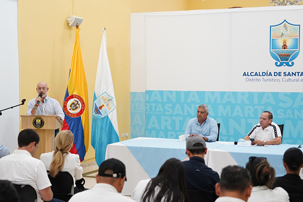 Esta reunión fue coordinada por la Oficina de Gestión del Riesgo y Cambio Climático Distrital y contó con la participación de distintas entidades del gobierno local y organismos de socorro.