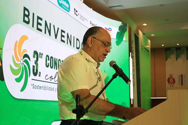 Carlos Pinedo Cuello, Alcalde de Santa Marta en su intervención en el lll Congreso Bananero.