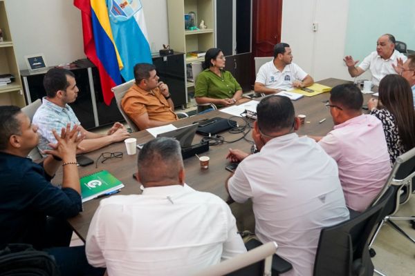 Habrá restricciones frente a la prestación de servicio en vehículos de capacidad de cinco pasajeros para grupo específico de usuarios, con el fin de ayudar a mejorar la movilidad en zonas críticas de la ciudad.
