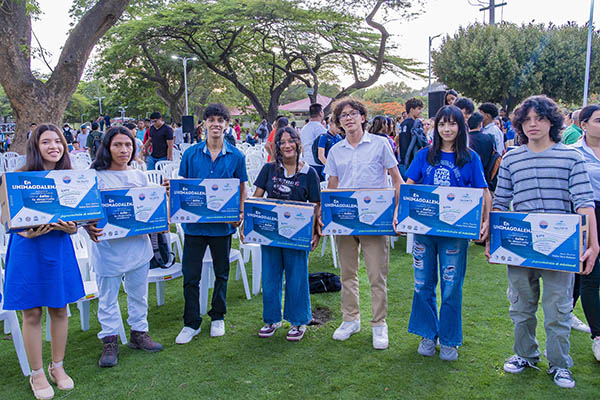 El Programa Talento Santa Marta brinda educación gratuita y de alta calidad a los mejores estudiantes de los colegios públicos del Distrito. El Programa Talento Santa Marta brinda educación gratuita y de alta calidad a los mejores estudiantes de los colegios públicos del Distrito.
