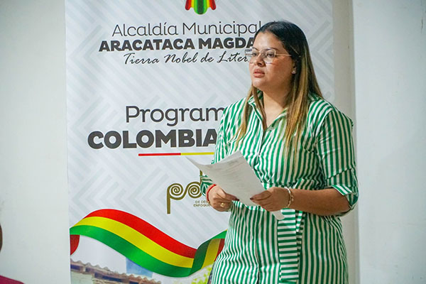 Daulys Mendihueta Marín, Secretaria de Salud del municipio de Aracataca realizando su intervención en la mesa de inclusión municipal.