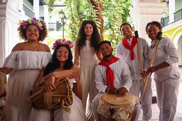 ‘La Ceremonia Viva’ y el concierto ‘Corazón del Mundo’ se realizará el 29 de julio en la playa de El Rodadero, a partir de las 2:00 de la tarde con la participación de artistas locales, nacionales e internacionales.