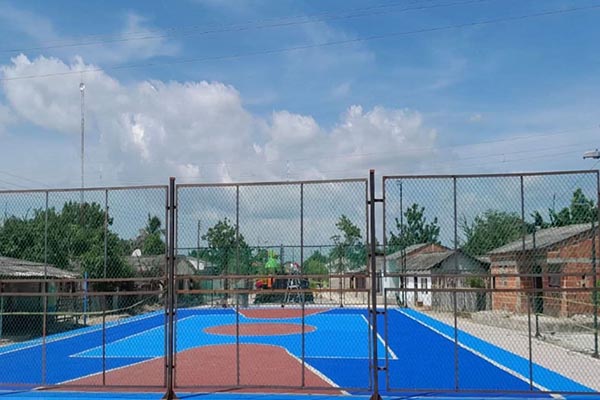 Escenario deportivo múltiple en el corregimiento de San José de las casitas en Remolino.
