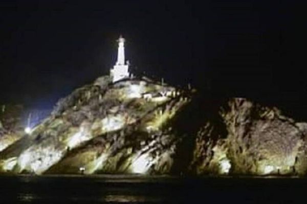 En el 2016 el Morro fue iluminado por parte de la Dimar. 