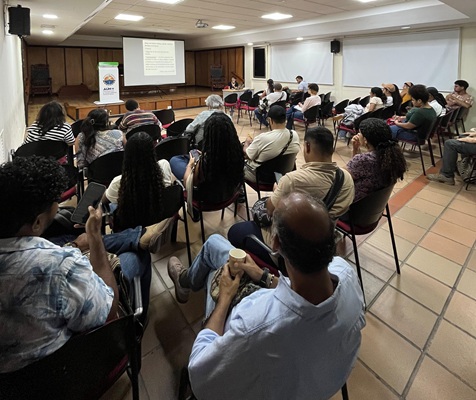 Los conversatorios se están realizando en los auditorios de la Universidad del Magdalena. Foto MinCulturas. 