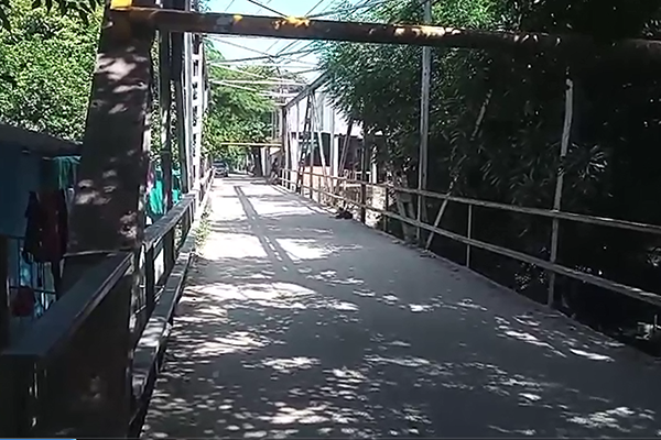 La comunidad resalta que el puente viejo de Gaira no solo es una infraestructura de uso cotidiano, sino también un patrimonio histórico. / Foto cortesía de Albeiro Taborda Líder comunal 