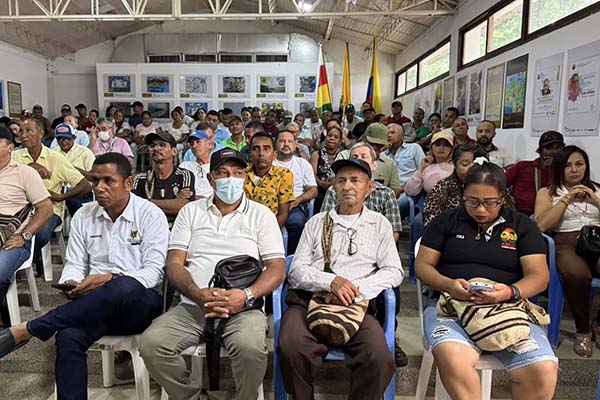Comunidades de diferentes municipios del Magdalena en la reunión realizada con la Agencia Nacional de Infraestructura. 