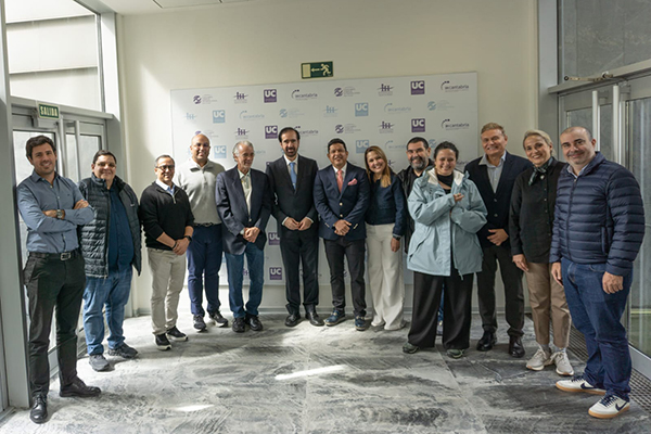 IHCantabria recibió en Santander a una delegación de autoridades de la Universidad del Magdalena encabezada por su rector, Pablo Vera Salazar, el gobernador del Atlántico, Eduardo Verano y el director general de la CRA, Jesús León Insignares. Foto Unimagdalena 