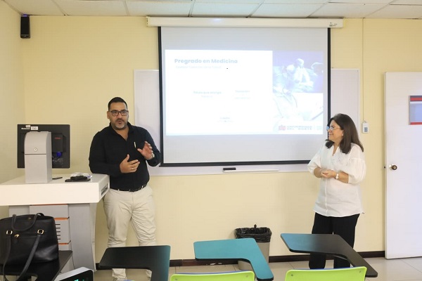 La Universidad del Norte celebró un encuentro en Santa Marta para destacar las fortalezas de su programa de Medicina, que cuenta con hospital propio, acreditación de alta calidad y más de 50 años de trayectoria. Foto derechos reservados EL INFORMADOR 