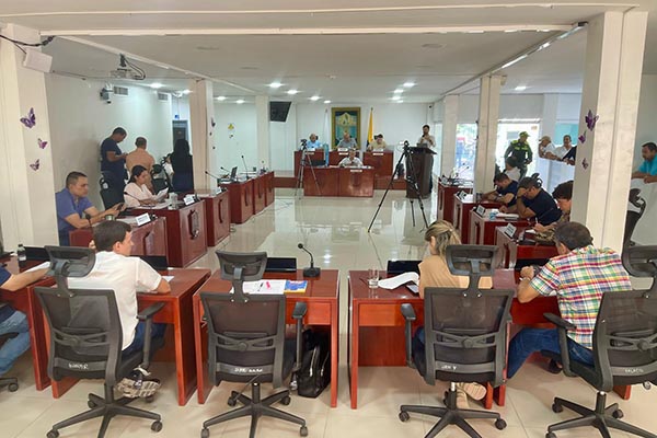 También se debatirá sobre las placas tapadas en vehículos y motocicletas. Foto derechos reservados EL INFORMADOR 