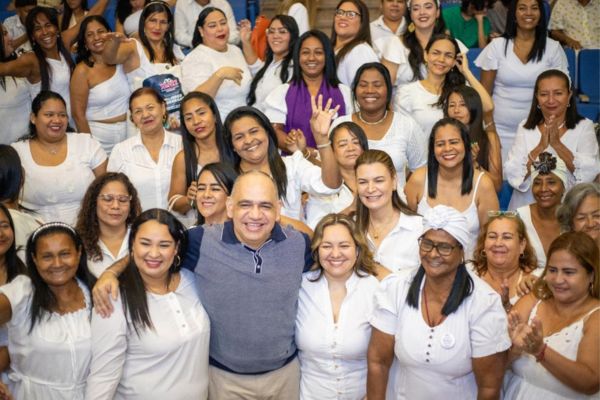 La Alcaldía Distrital, continúa con el compromiso de trabajar por la igualdad de oportunidades, la equidad de género. Foto alcaldía 