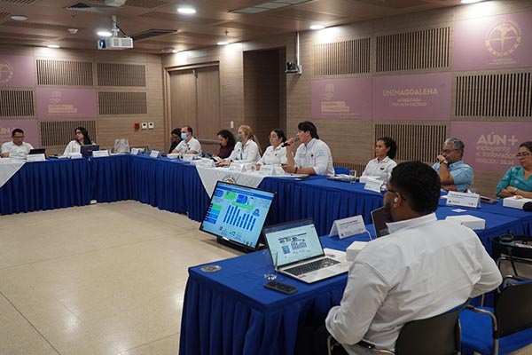 Presentación oficial del programa de Ingeniería Ambiental y Sanitaria ante los pares académicos del CNA. Foto Unimagdalena 